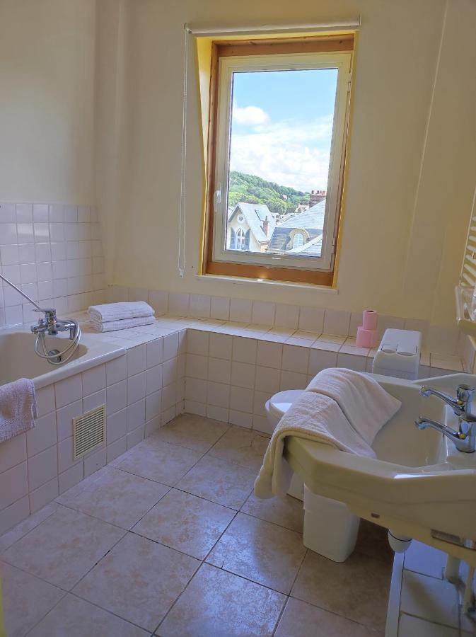 Les Galets Bleus Bed & Breakfast Étretat Eksteriør bilde