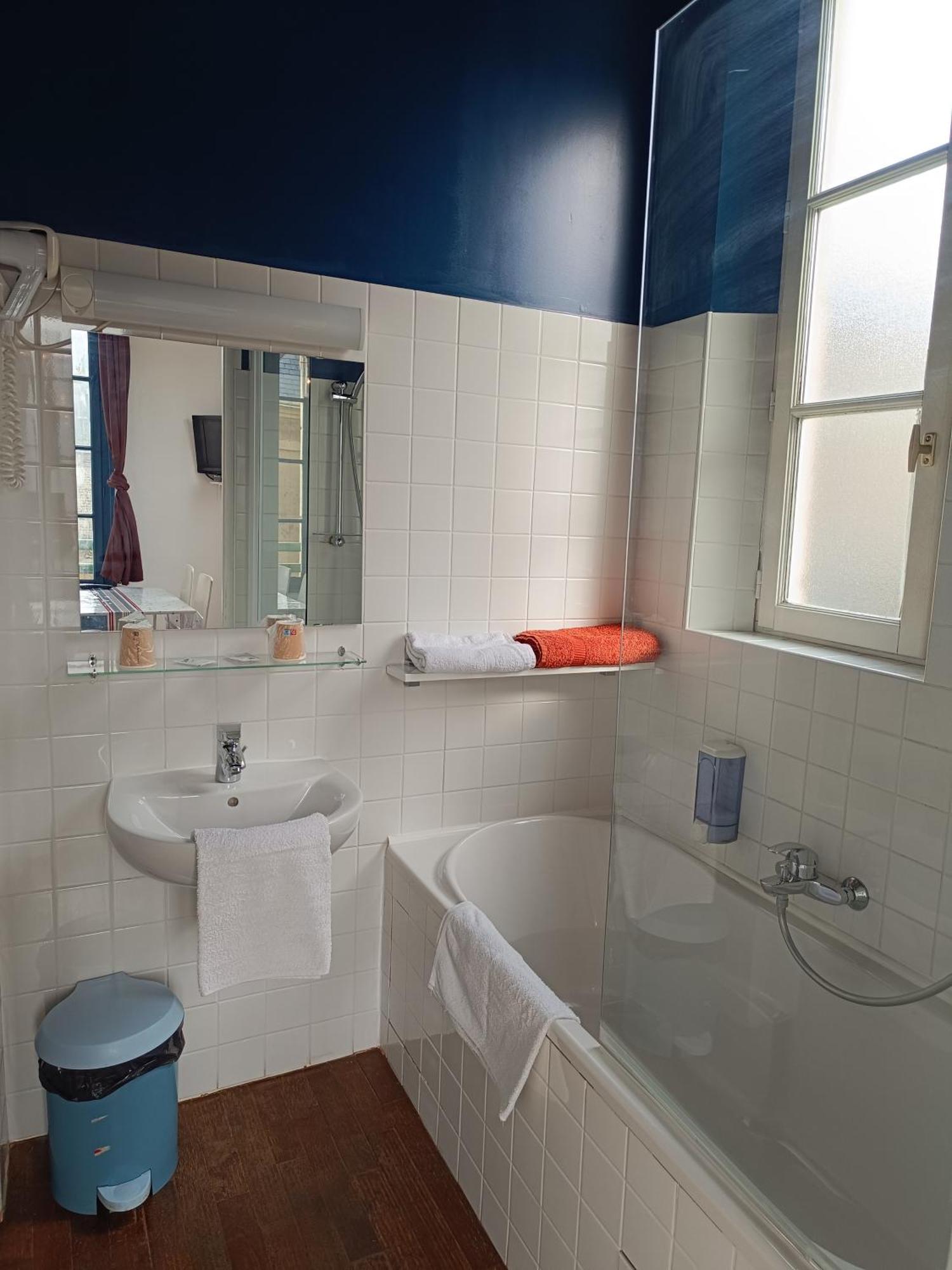 Les Galets Bleus Bed & Breakfast Étretat Rom bilde