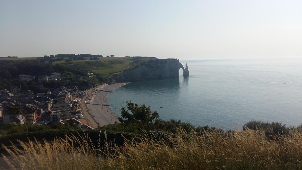 Les Galets Bleus Bed & Breakfast Étretat Eksteriør bilde